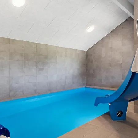 Cozy In With Sauna Semesterbostad